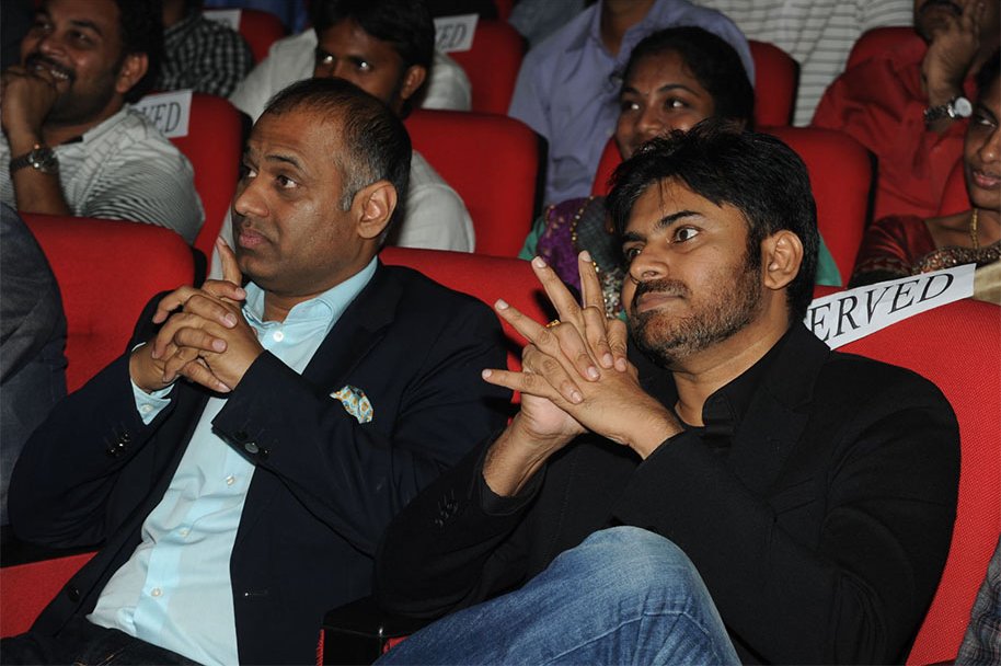 Attarintiki-Daredi-Thank-You-Meeting